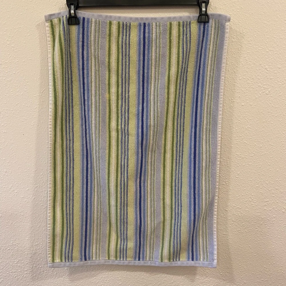 (2) Pottery Barn Kids towels